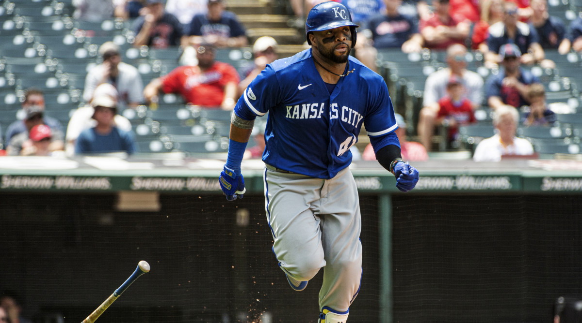 Kansas City Royals’ Carlos Santana heads to first base after hitting a single off Cleveland Guardians starting pitcher Konnor Pilkington during the fourth inning of a baseball game in Cleveland, Tuesday, June 1, 2022.